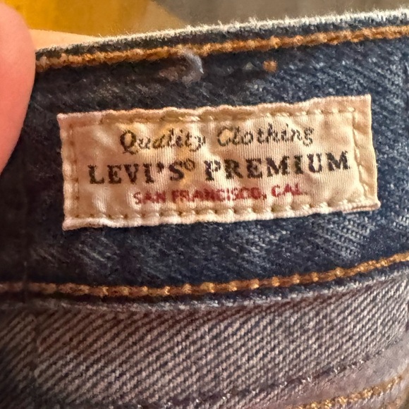 Levi’s 501 Skinny Jeans - Picture 7 of 9